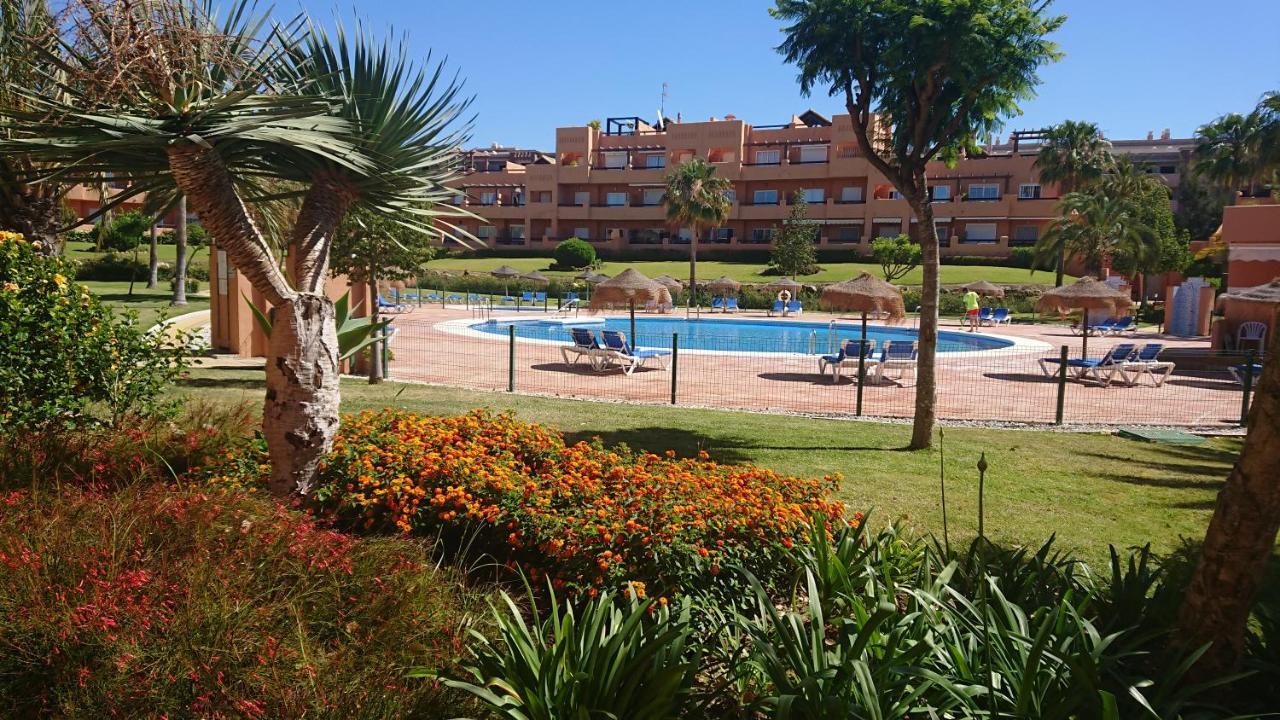 Casares Del Sol Penthouse Apartment Екстериор снимка